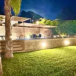 Villa Lucia - Private Salt Pool - 200M Beach - Family Friendly Дом отдыха *