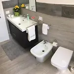 Дом отдыха Villa Lucia - Private Salt Pool - 200M Beach - Family Friendly Фонтане-Бьянке