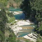 Дом отдыха Villa Lucia - Private Salt Pool - 200M Beach - Family Friendly Фонтане-Бьянке