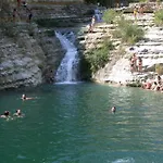 Дом отдыха Villa Lucia - Private Salt Pool - 200M Beach - Family Friendly