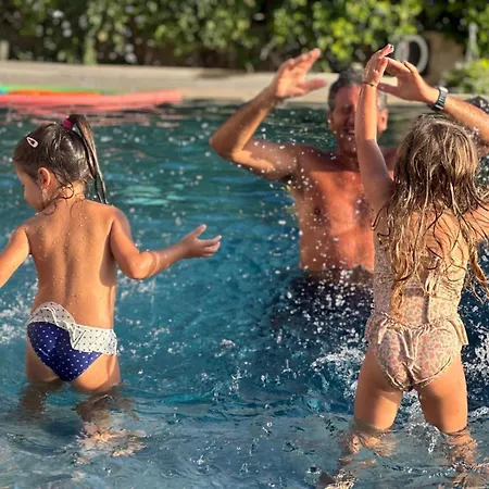 Дом отдыха Villa Lucia - Private Salt Pool - 200M Beach - Family Friendly Фонтане-Бьянке