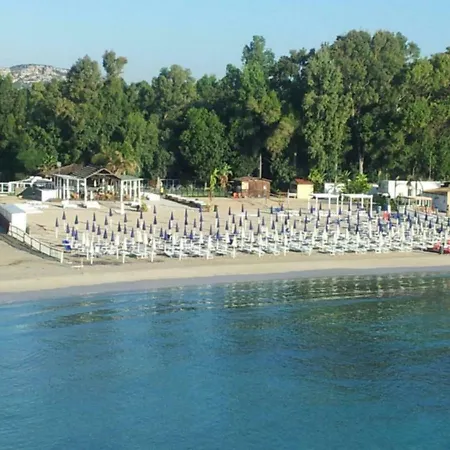 Lucia - Private Salt Pool - 200m - Family Friendly * Fontane Bianche