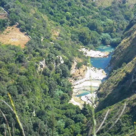 Dom wakacyjny Lucia - Private Salt Pool - 200m - Family Friendly *